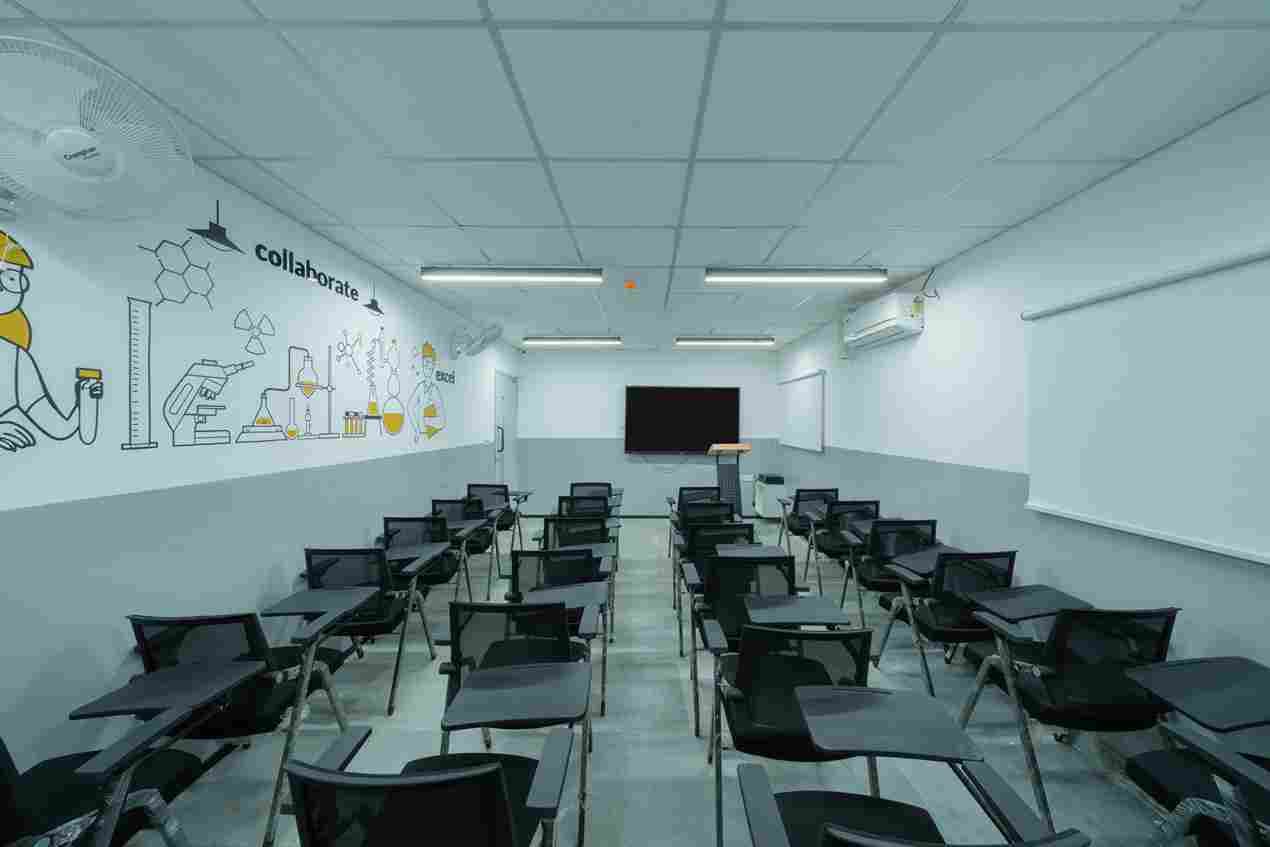 Emversity School of Hospitality & Allied Health Sciences, Mumbai Bombay Office Space photo 27